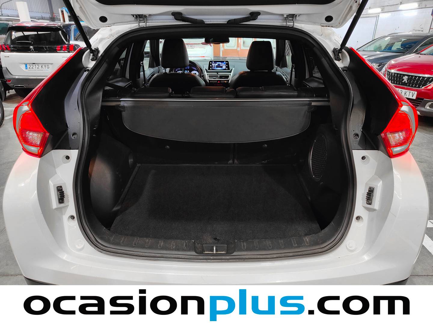 Fotos maletero Mitsubishi Eclipse Cross Mitsubishi Eclipse Cross 150T Kaiteki 4WD CVT (163 CV)