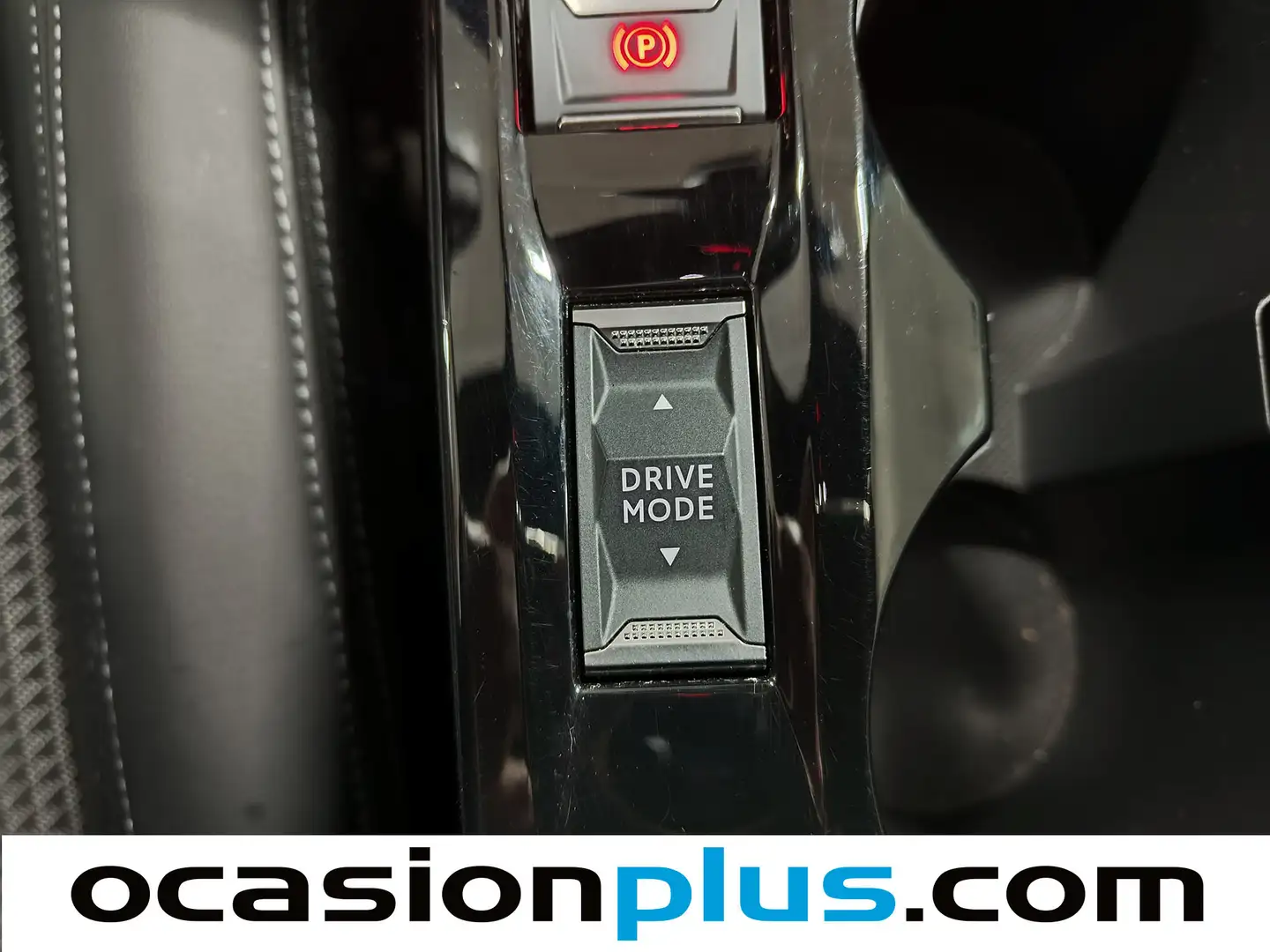 Foto Peugeot 2008 Peugeot 2008 PureTech 130 S&S GT (130 CV)