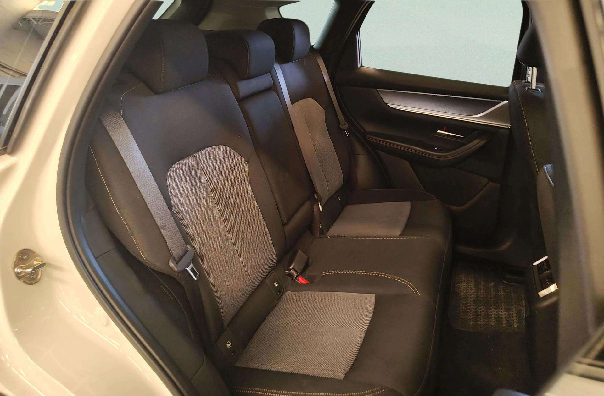 Mazda CX-60 3.3 e-Skyactiv D MHEV Exclusive-Line 4WD - foto 22