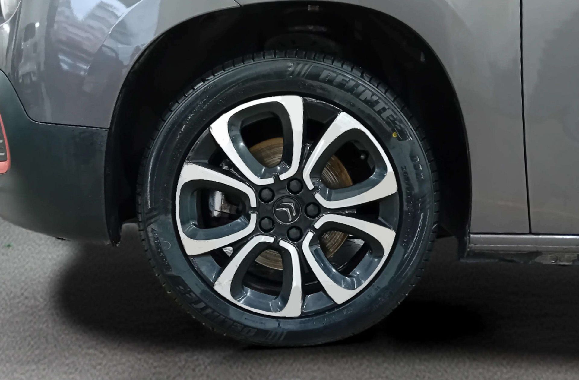 Citroën Berlingo BlueHDi 130 Talla M Shine - foto 36