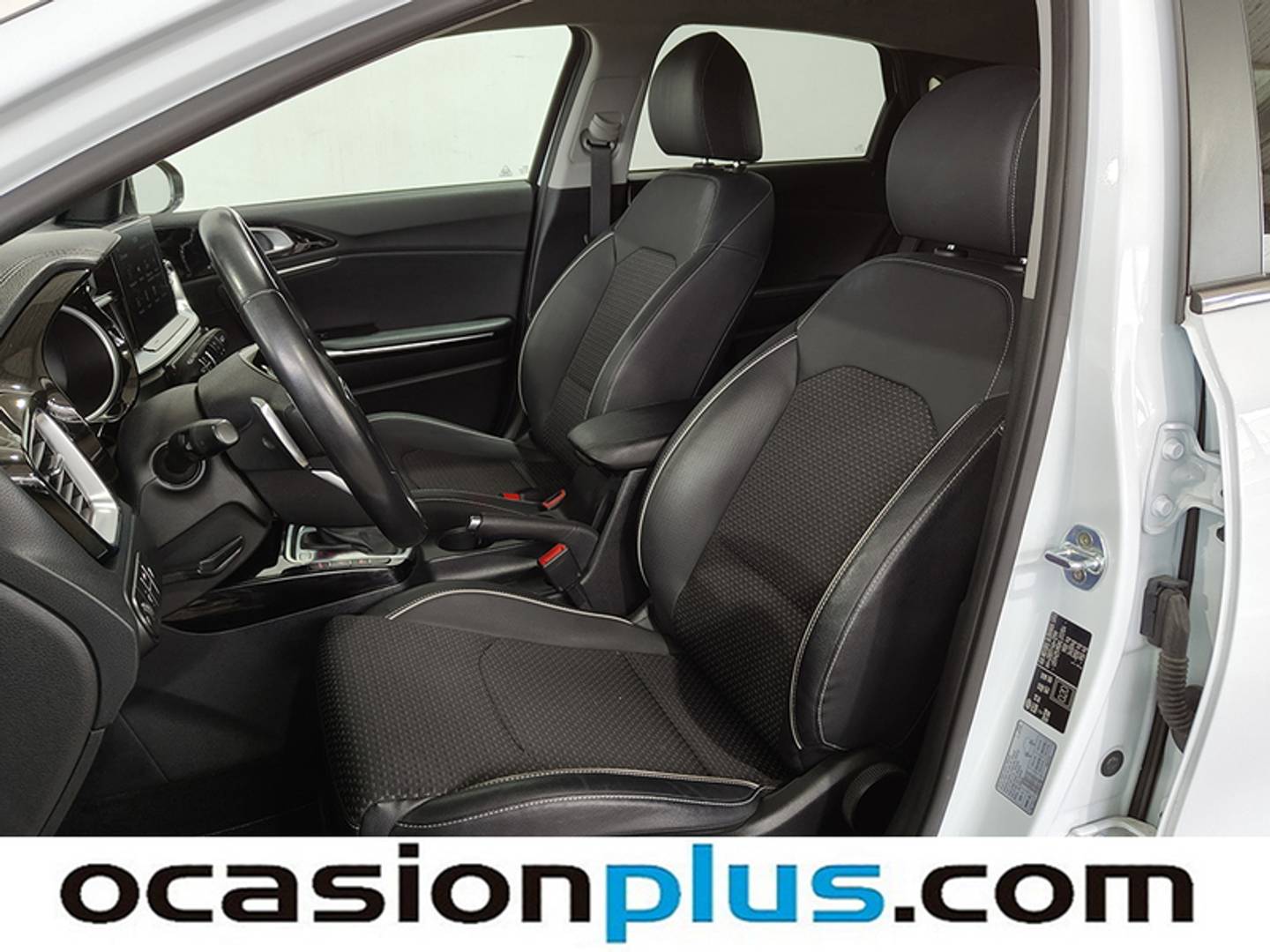 KIA Ceed KIA Ceed 1.6 CRDi Tech DCT (136 CV) seminuevo
