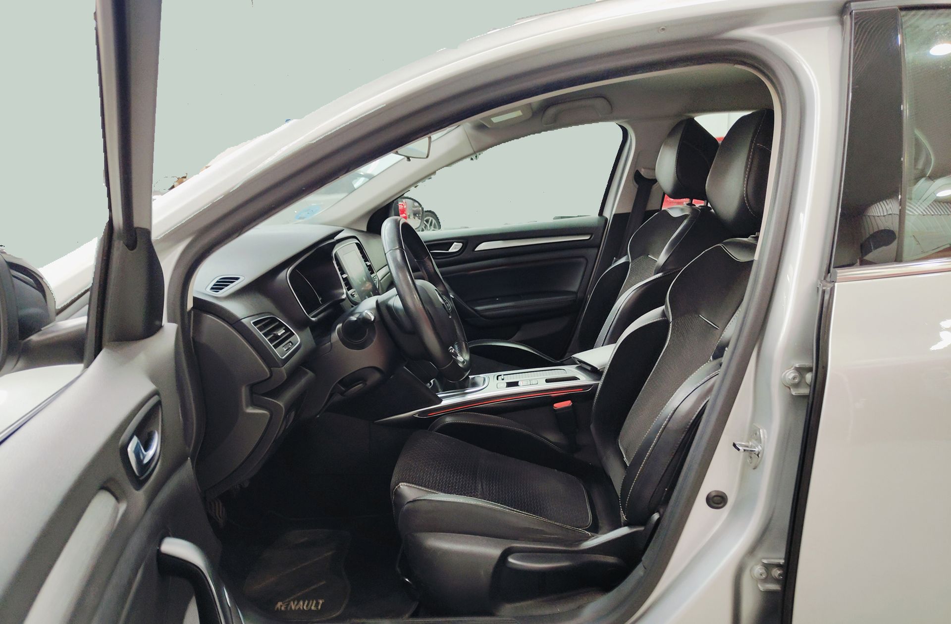 Renault Mégane Zen Energy TCe - foto 12