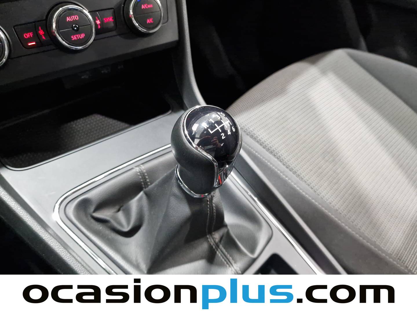 Seat León SEAT León 1.2 TSI S&S Style (110 CV) de segunda mano