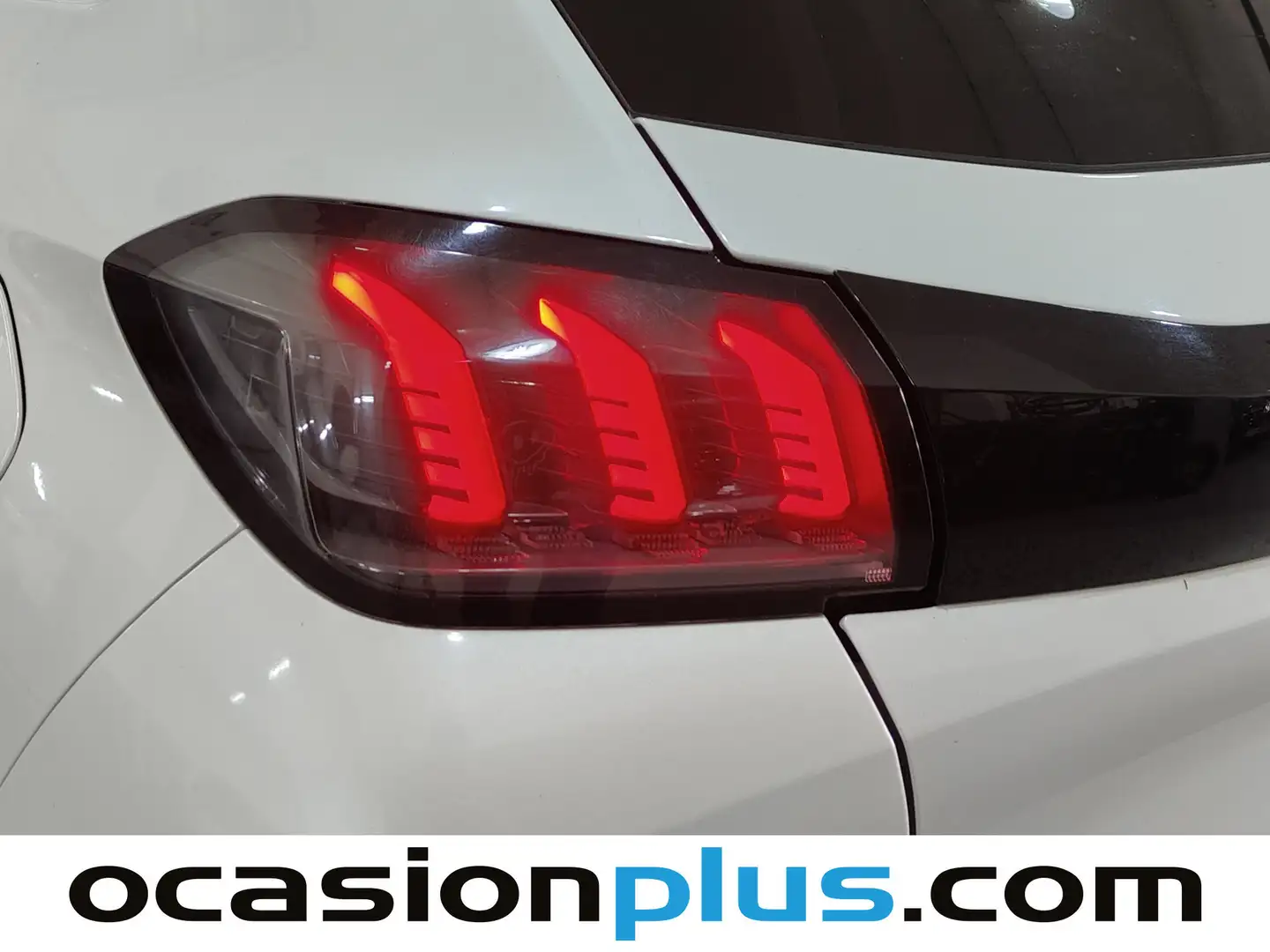 Foto Peugeot 208 Peugeot 208 PureTech 100 GT (100 CV)