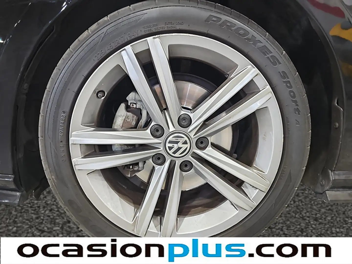 Foto Volkswagen Golf Volkswagen Golf Sport 1.6 TDI (115 CV) DSG PACK R-LINE