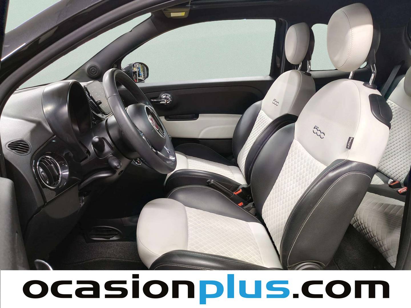 Foto asientos delanteros Fiat 500 Fiat 500 1.0 Hybrid Dolcevita (70 CV)