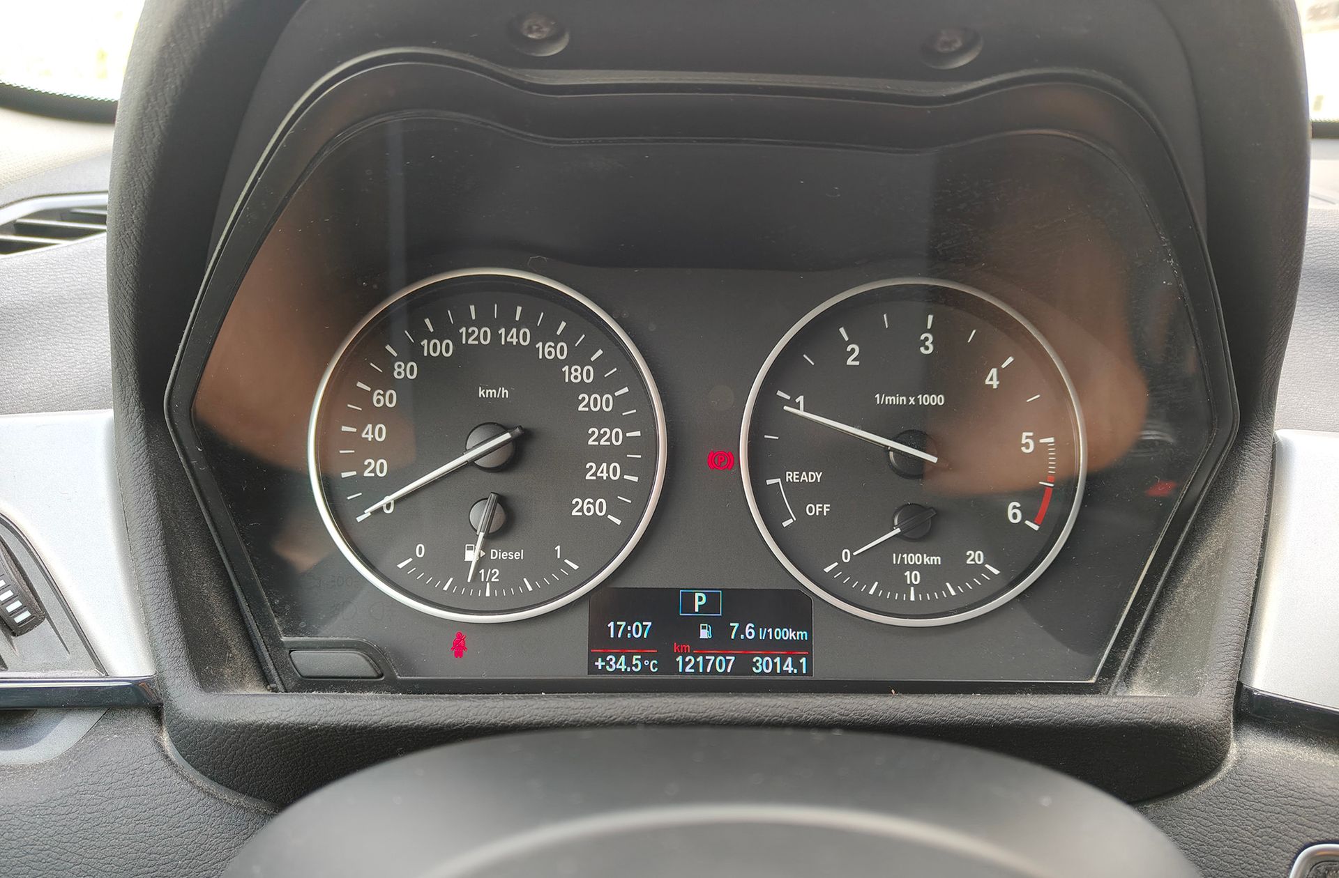 BMW X1 sDrive18d - foto 28