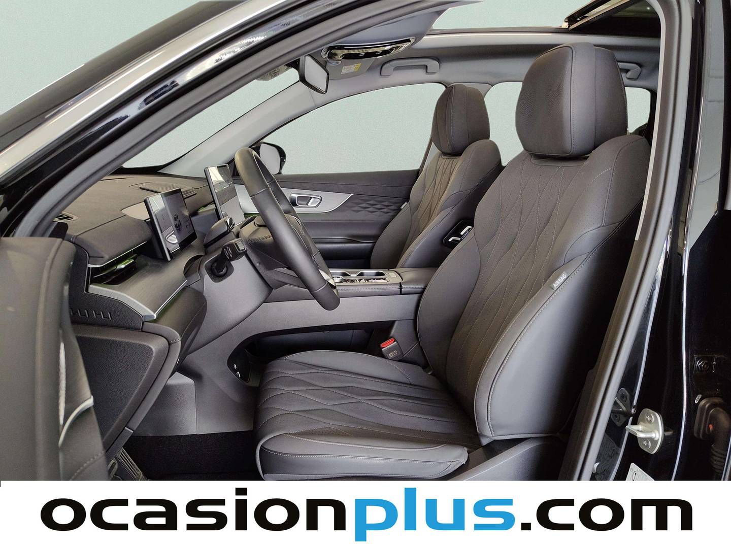 Foto asientos delanteros EBRO S800 EBRO S800 1.6 TGDI Luxury DCT (147 CV) 7 plazas