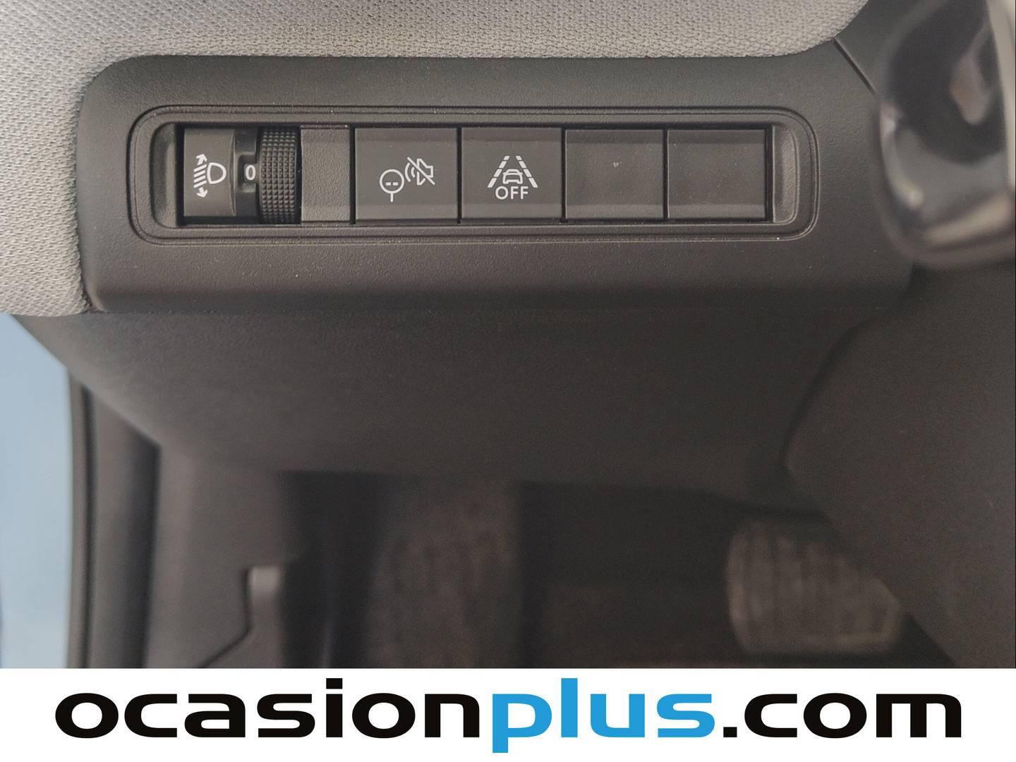 Extras del Citroën C3 Aircross Citroën C3 Aircross Hybrid 145 Plus e-DCS6 (145 CV)