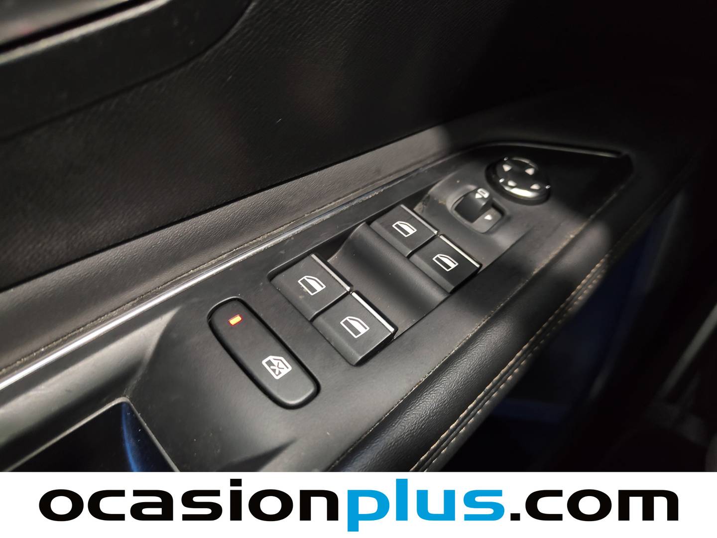 Foto Peugeot 3008 Peugeot 3008 PureTech 130 S&S GT EAT8 (130 CV)