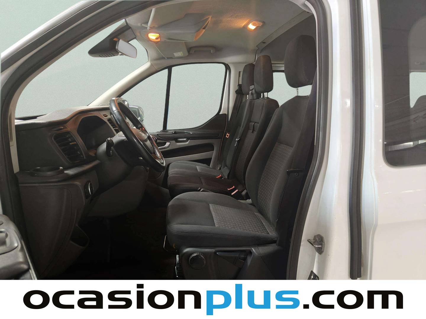 Foto asientos delanteros Ford Transit Custom Ford Transit Custom Kombi 2.0 TDCI 320 L2 Trend (130 CV) 6 Plazas