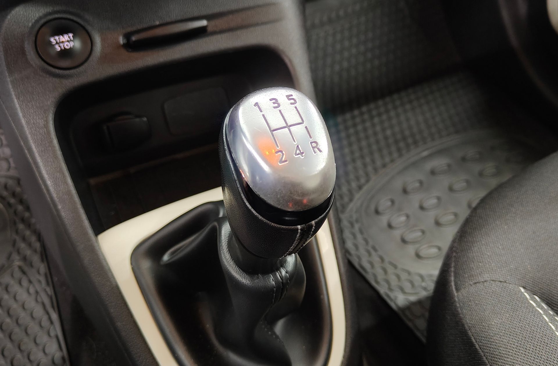 Renault Captur Intens Energy eco2 dCi - foto 5