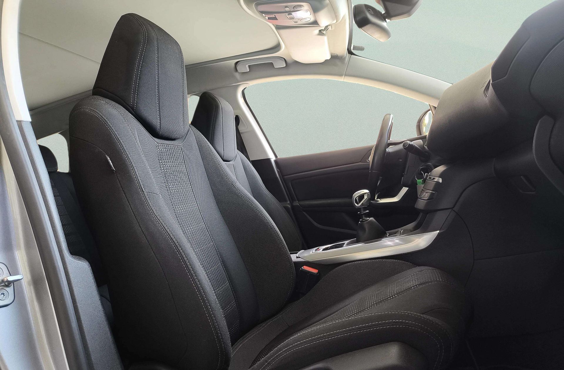 Peugeot 308 SW 1.6 e-HDI Allure - foto 11