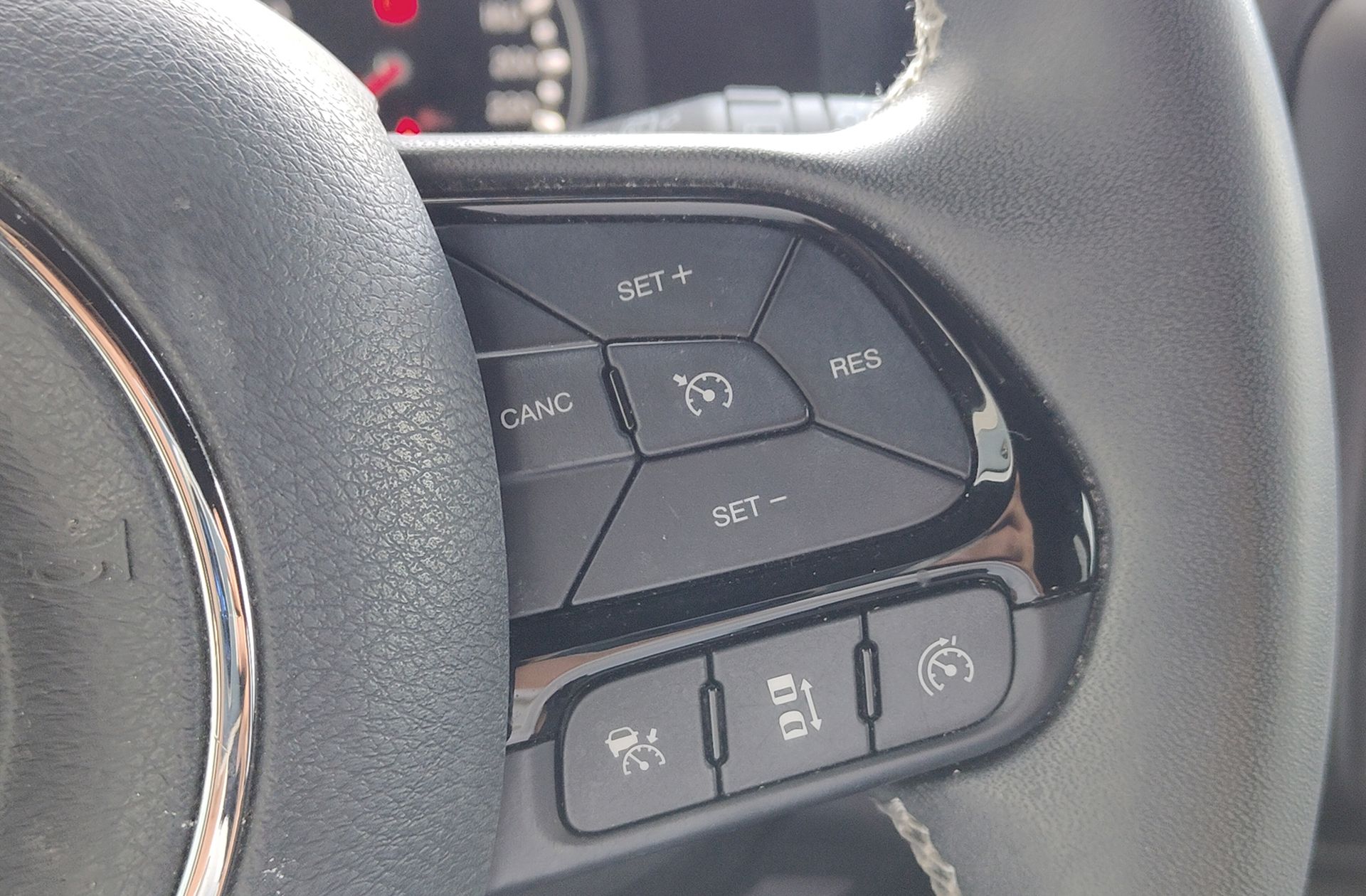 Jeep Renegade 1.3G 80 Aniversario 4x2 DCT - foto 25