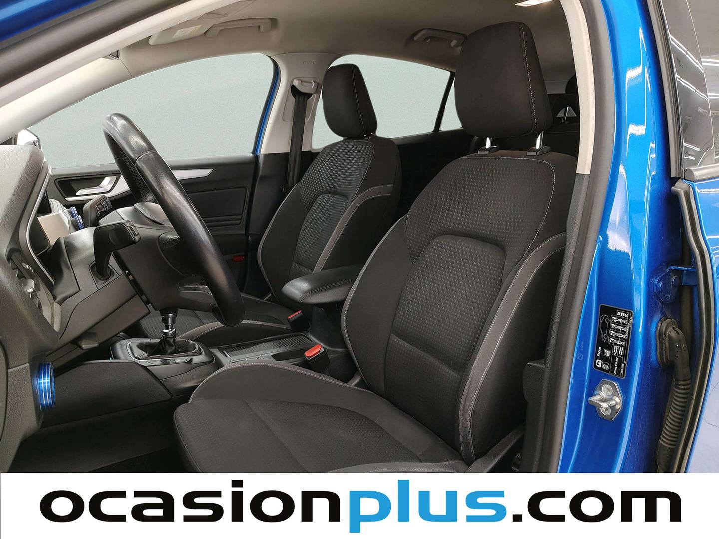 Foto asientos delanteros Ford Focus Ford Focus 1.0 Ecoboost Trend+ (125 CV)