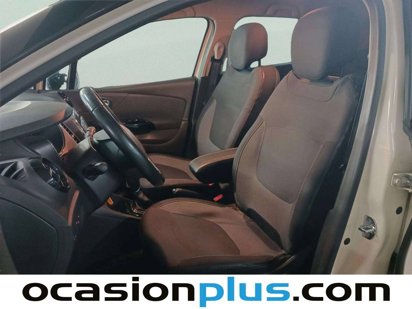Foto asientos delanteros Renault Captur Renault Captur Zen Energy TCe (120 CV) EDC