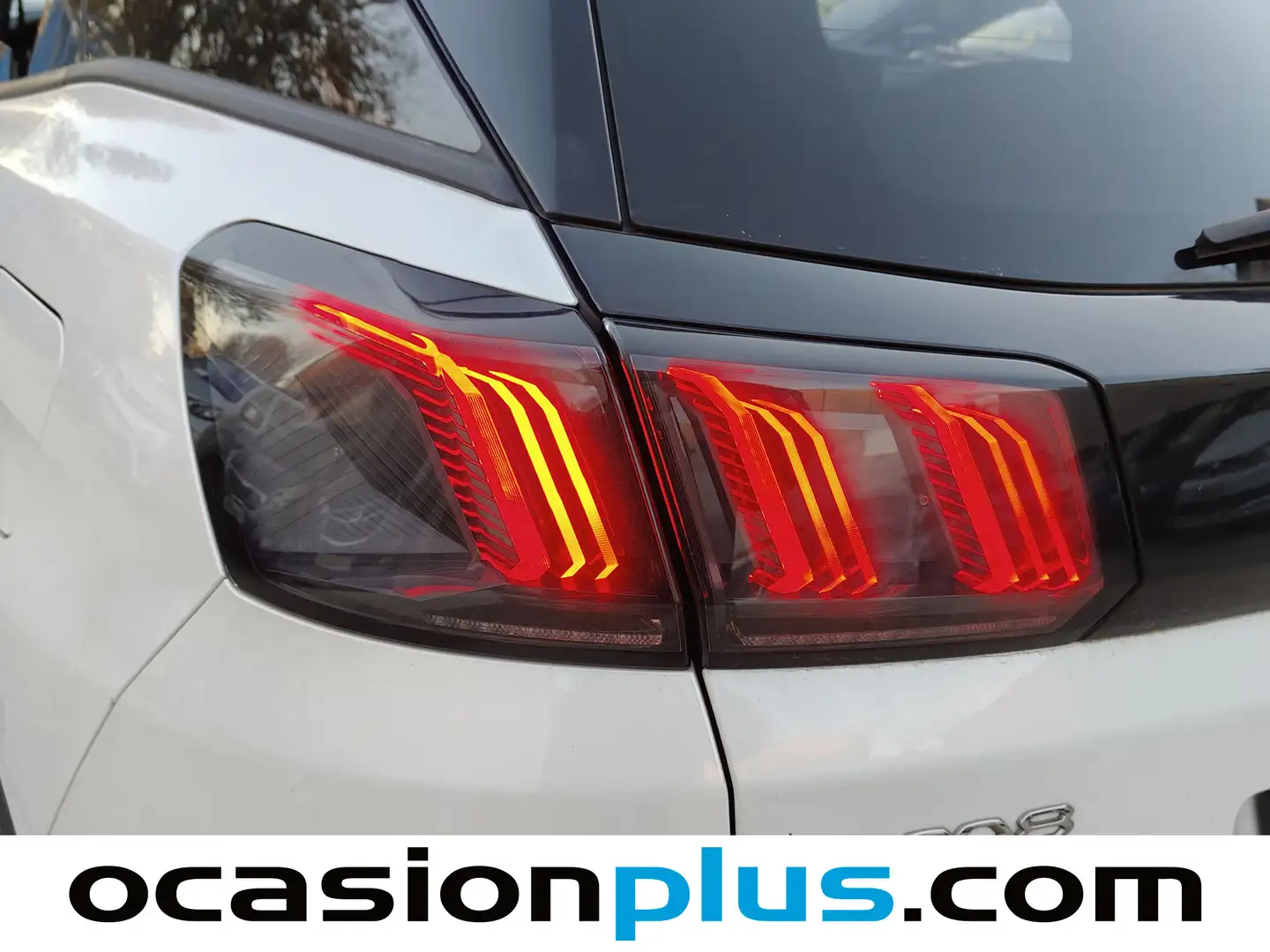 Foto Peugeot 3008 Hybrid Peugeot 3008 Hybrid 300 Allure Pack e-EAT8 (300 CV)