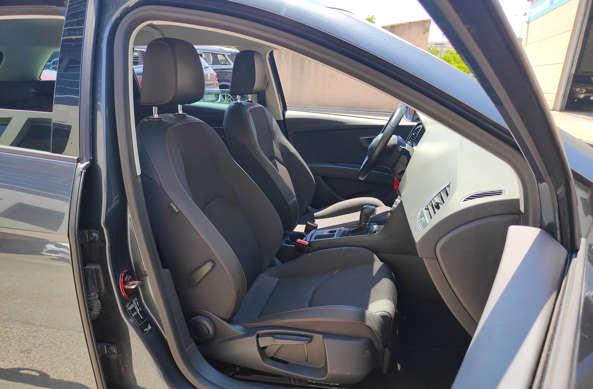 SEAT León ST 2.0 EcoTSI FR Edition DSG - foto 18