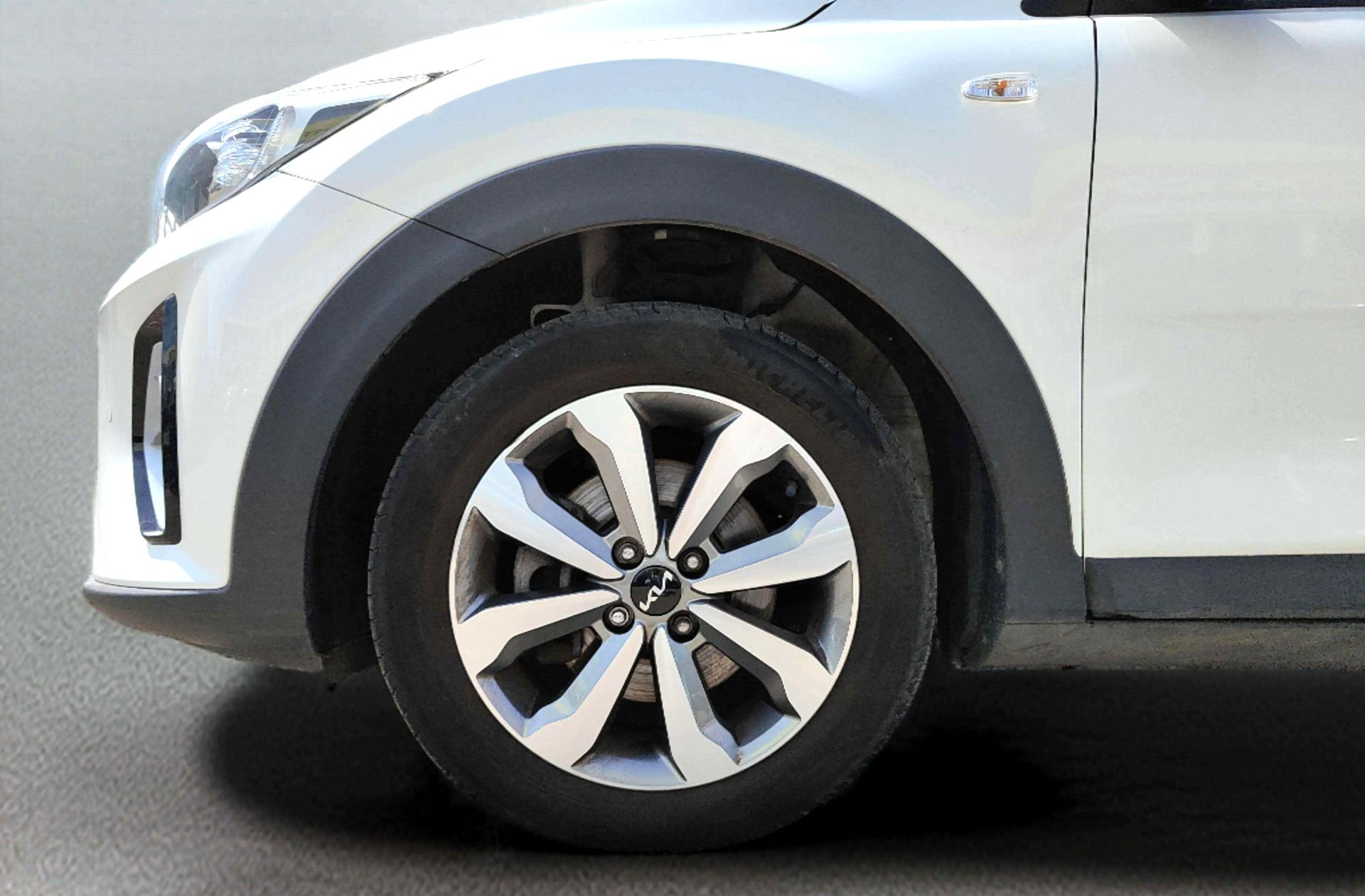 Kia Stonic 1.0 T-GDi Drive - foto 31