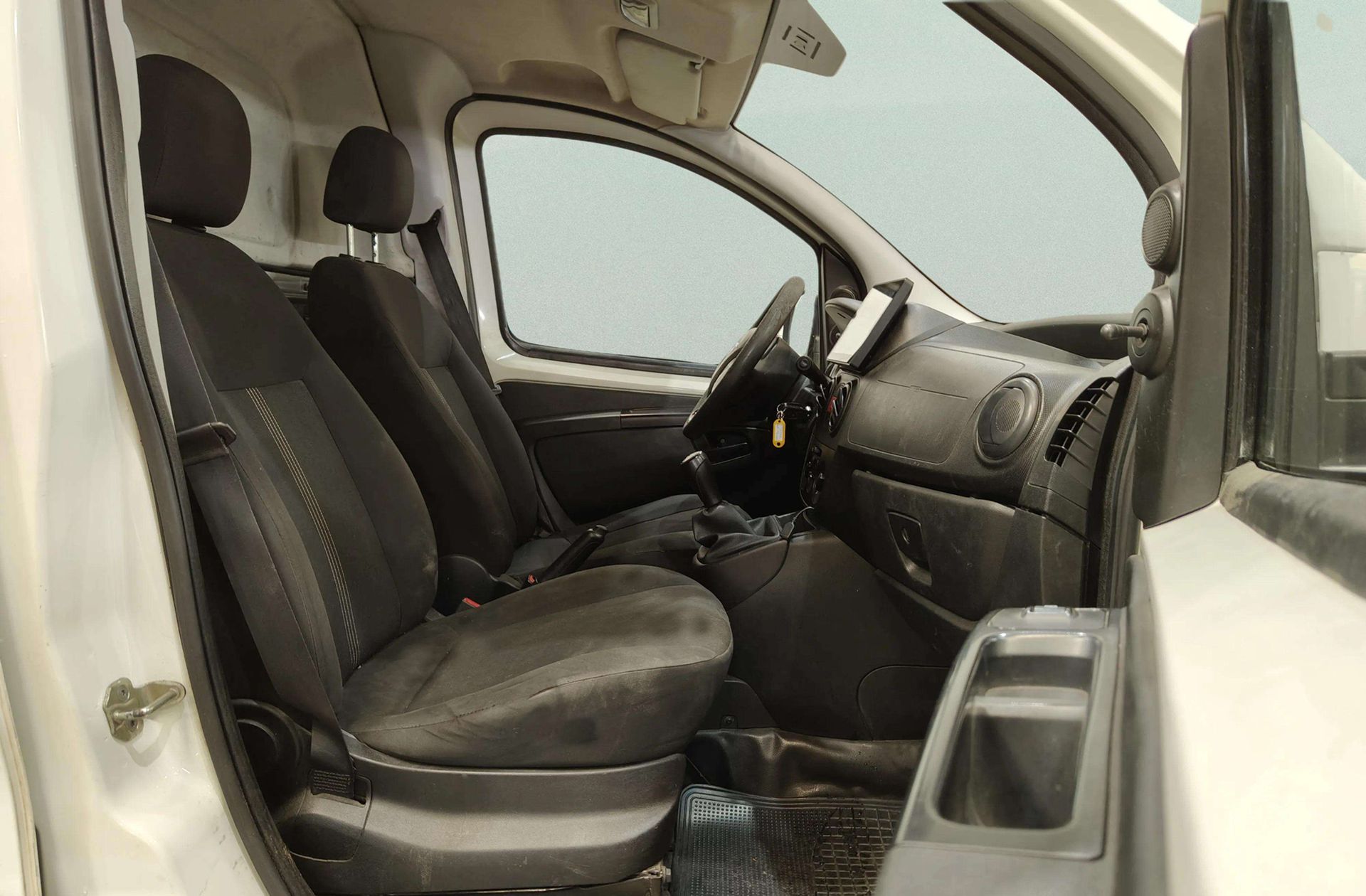 Fiat Fiorino Cargo Furgon 1.3 MultiJet Base - foto 12