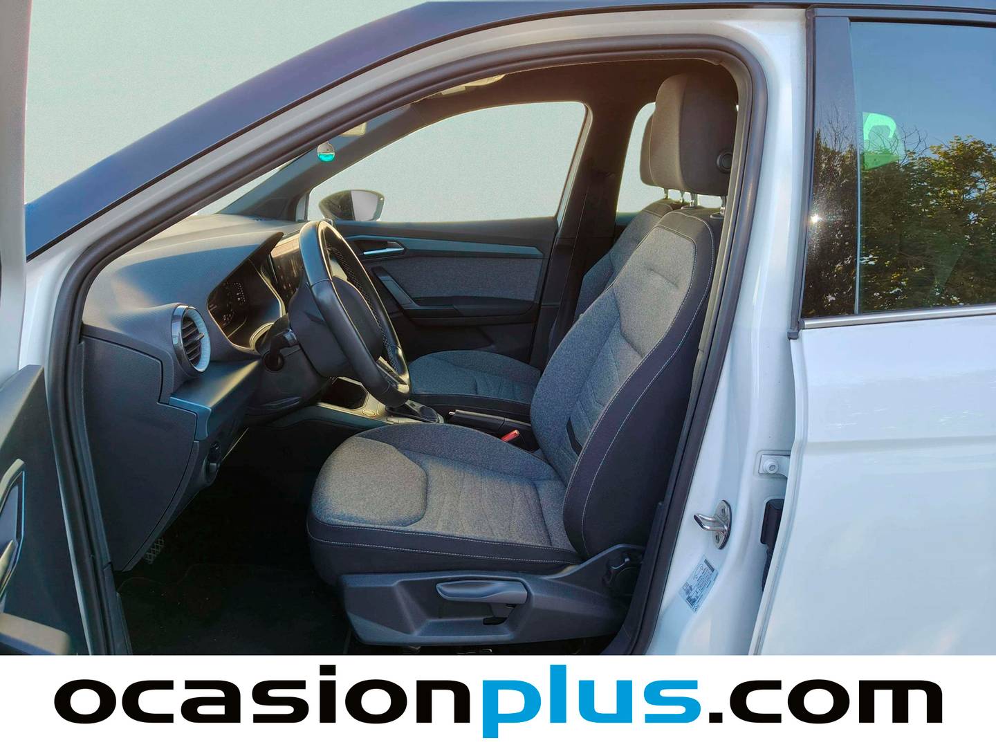 Foto asientos delanteros Seat Arona Seat Arona 1.0 TSI Xperience Plus DSG (110 CV)