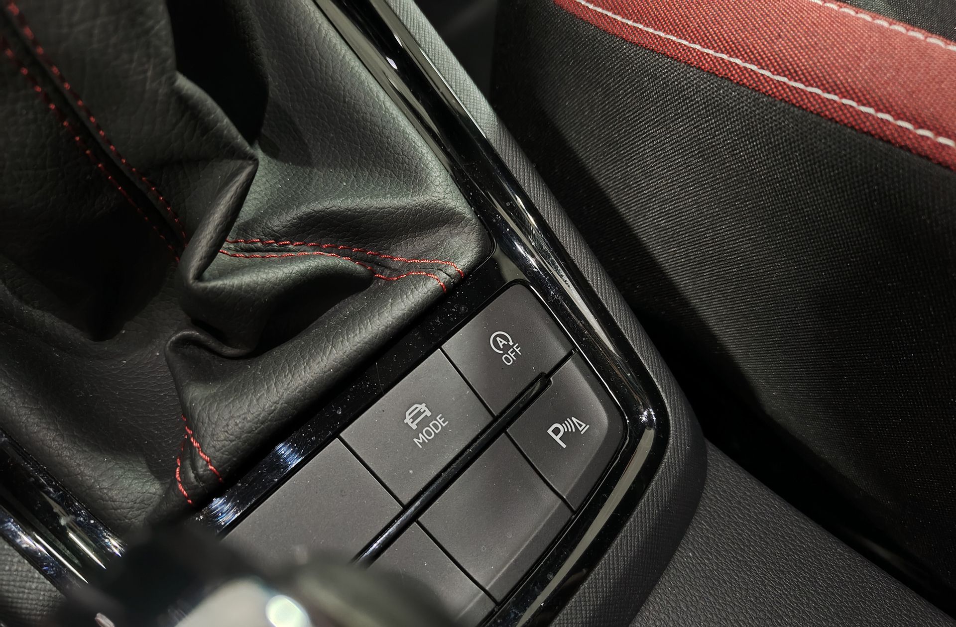 Škoda Scala 1.5 TSI Montecarlo - foto 33