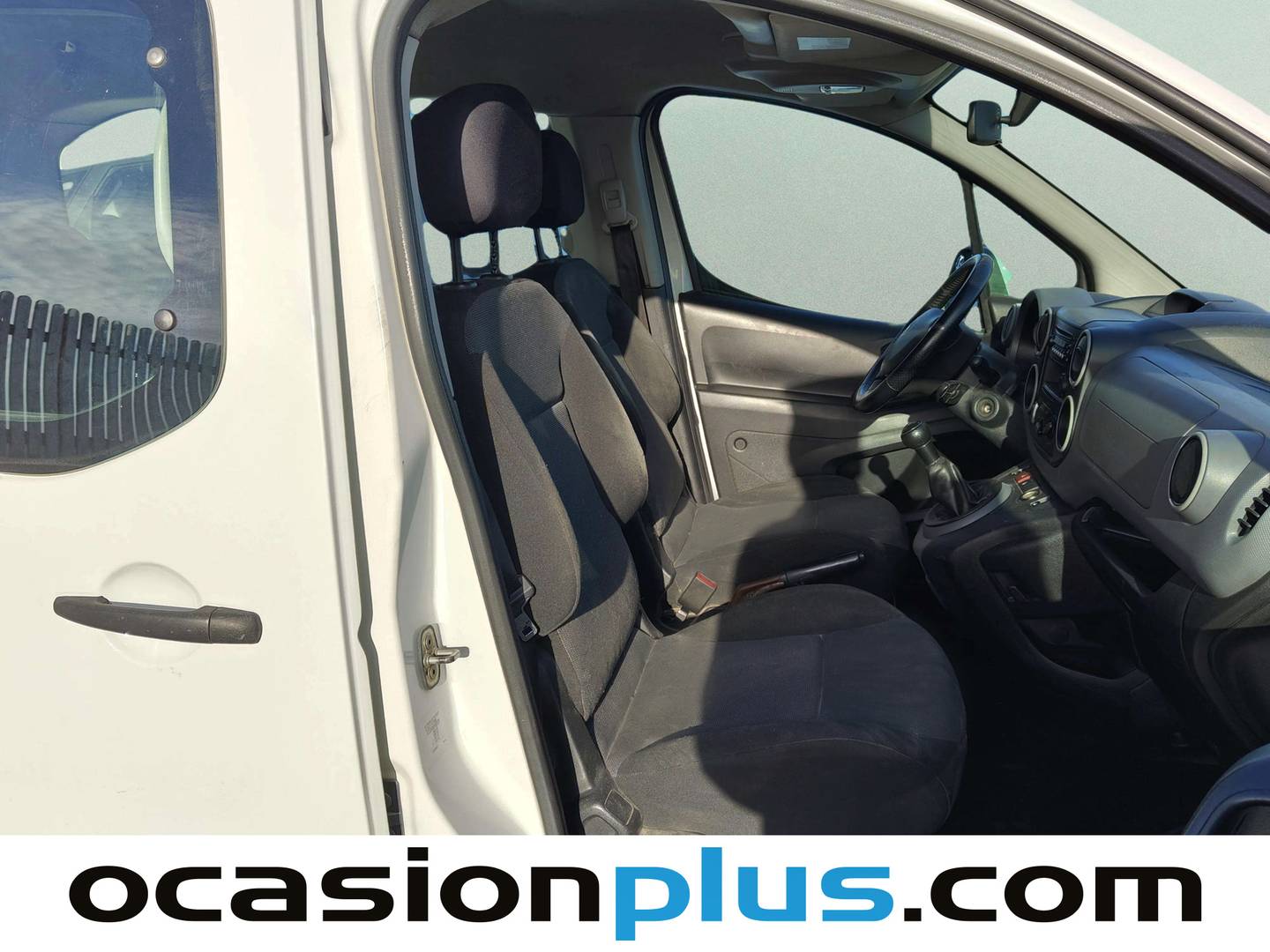 Foto asientos traseros Peugeot Partner Peugeot Partner Tepee Tepee Access BlueHDi (75 CV)