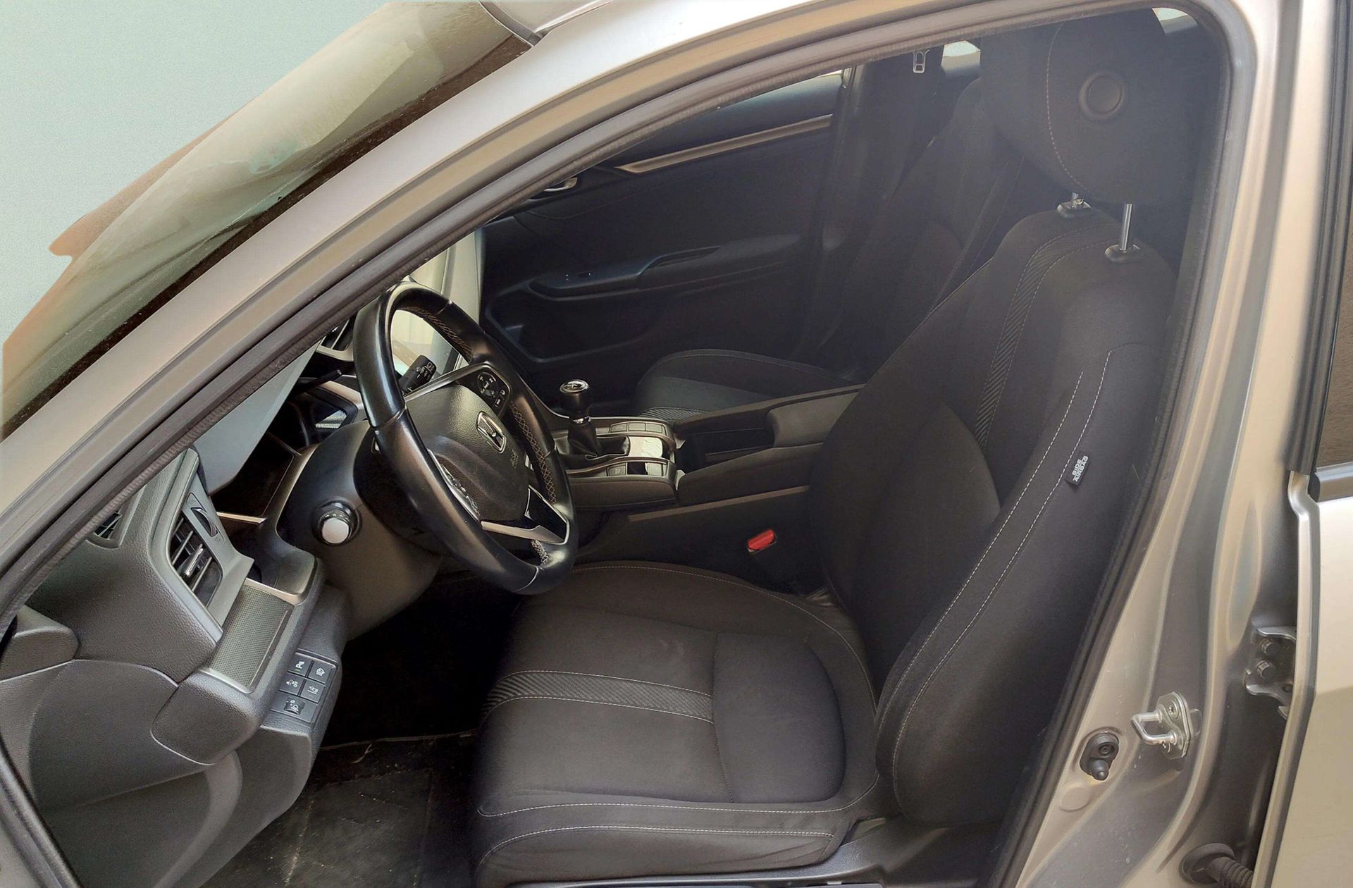 Honda Civic 1.0 I-VTEC Turbo Elegance - foto 12
