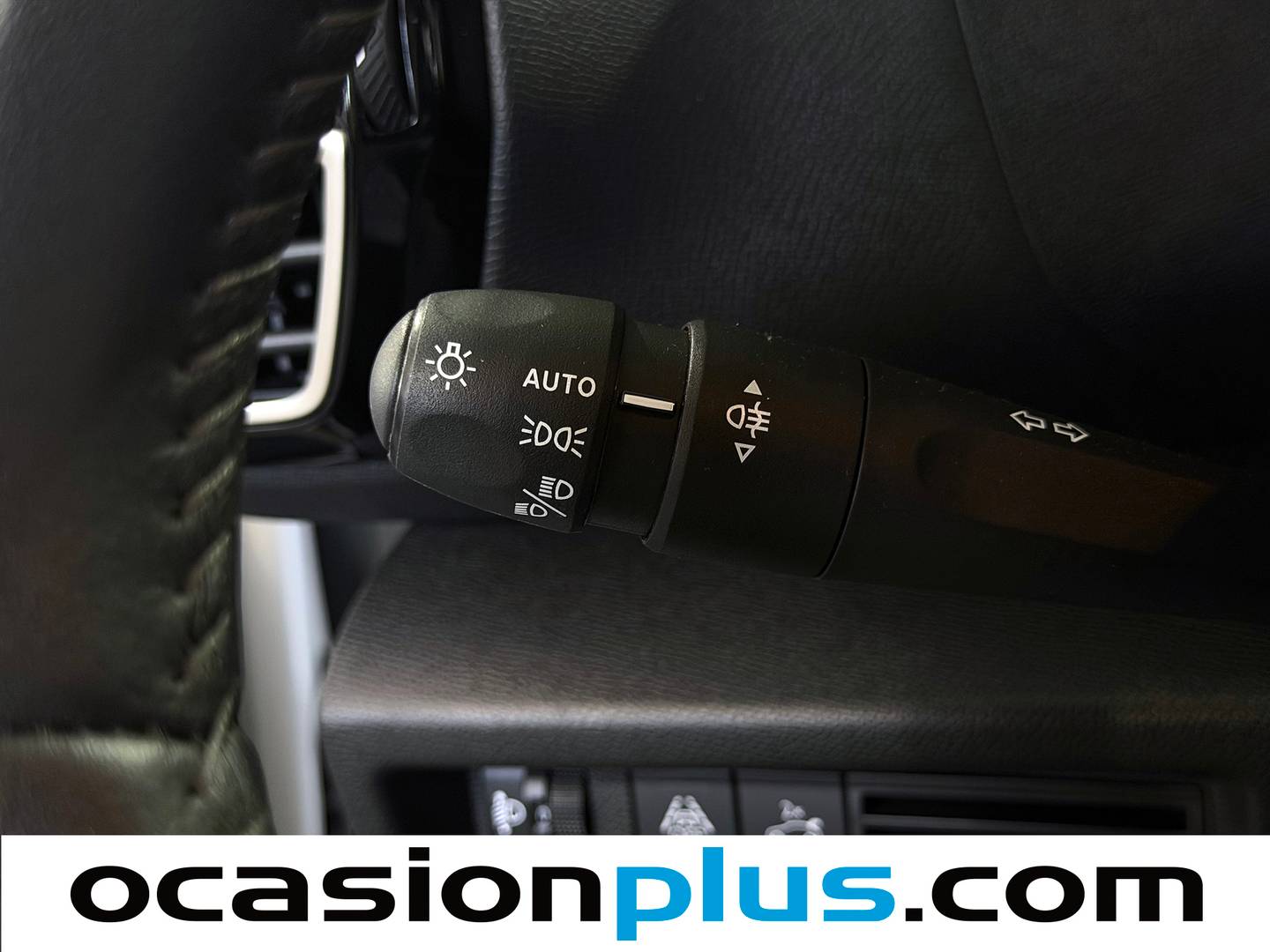 Acabados Citroën C4 X Citroën C4 X PureTech 100 S&S 6v You (102 CV)