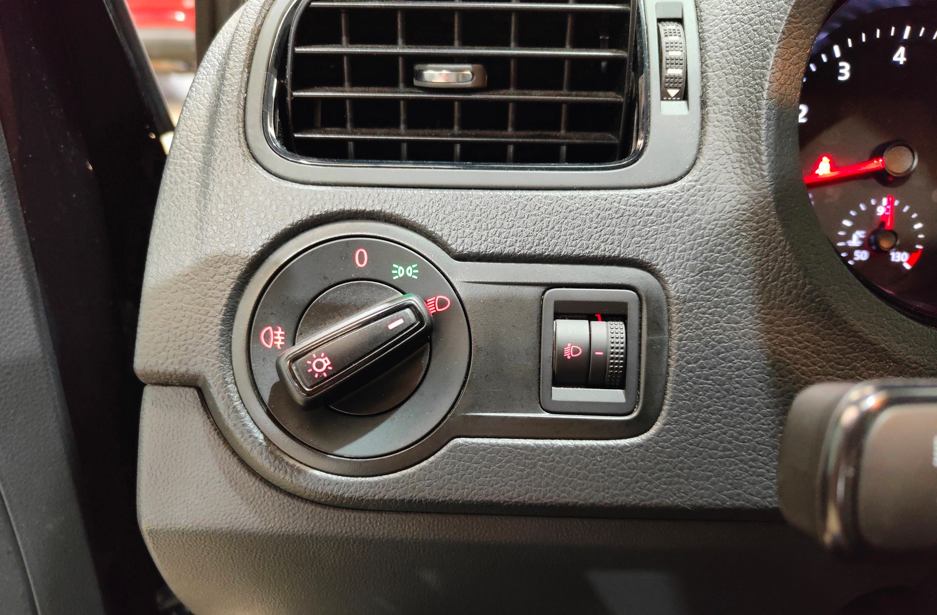 Volkswagen Polo A-Polo 1.0 BMT - foto 10