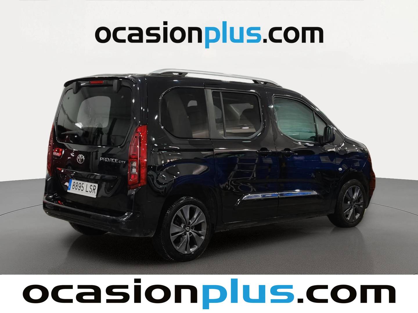 Foto trasera Toyota Proace City Verso Toyota Proace City Verso 1.2 Family Advance Auto L1 5 Plazas (131 CV) derecha