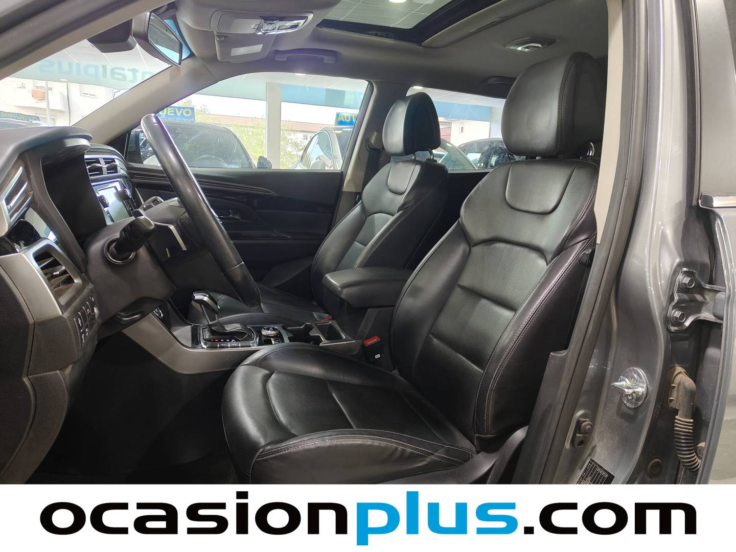 Foto asientos delanteros SsangYong Korando SsangYong Korando D16T Limited 4x4 Auto (136 CV)