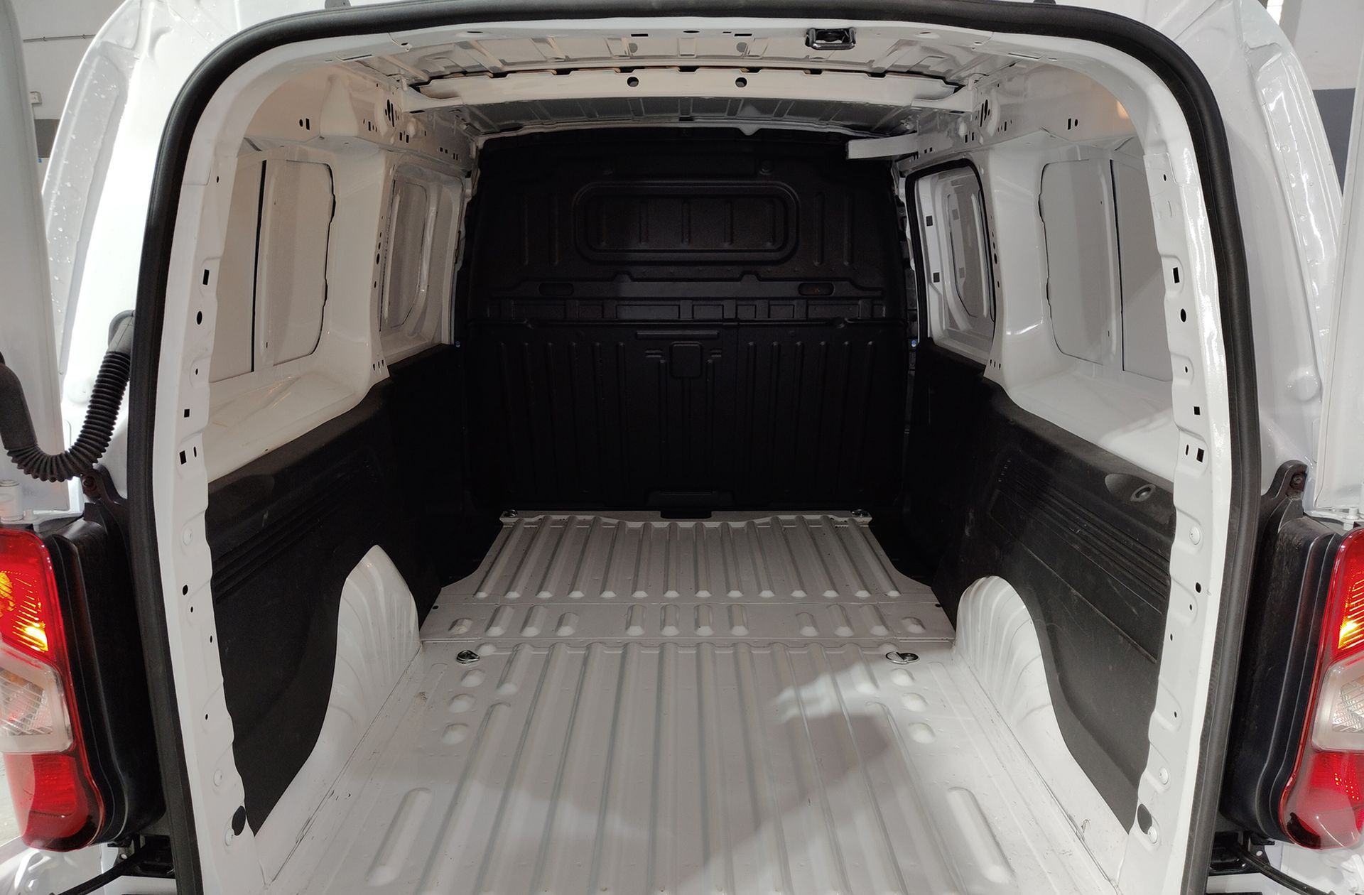 Peugeot Partner Furgon 1.5 Diesel XL - foto 13