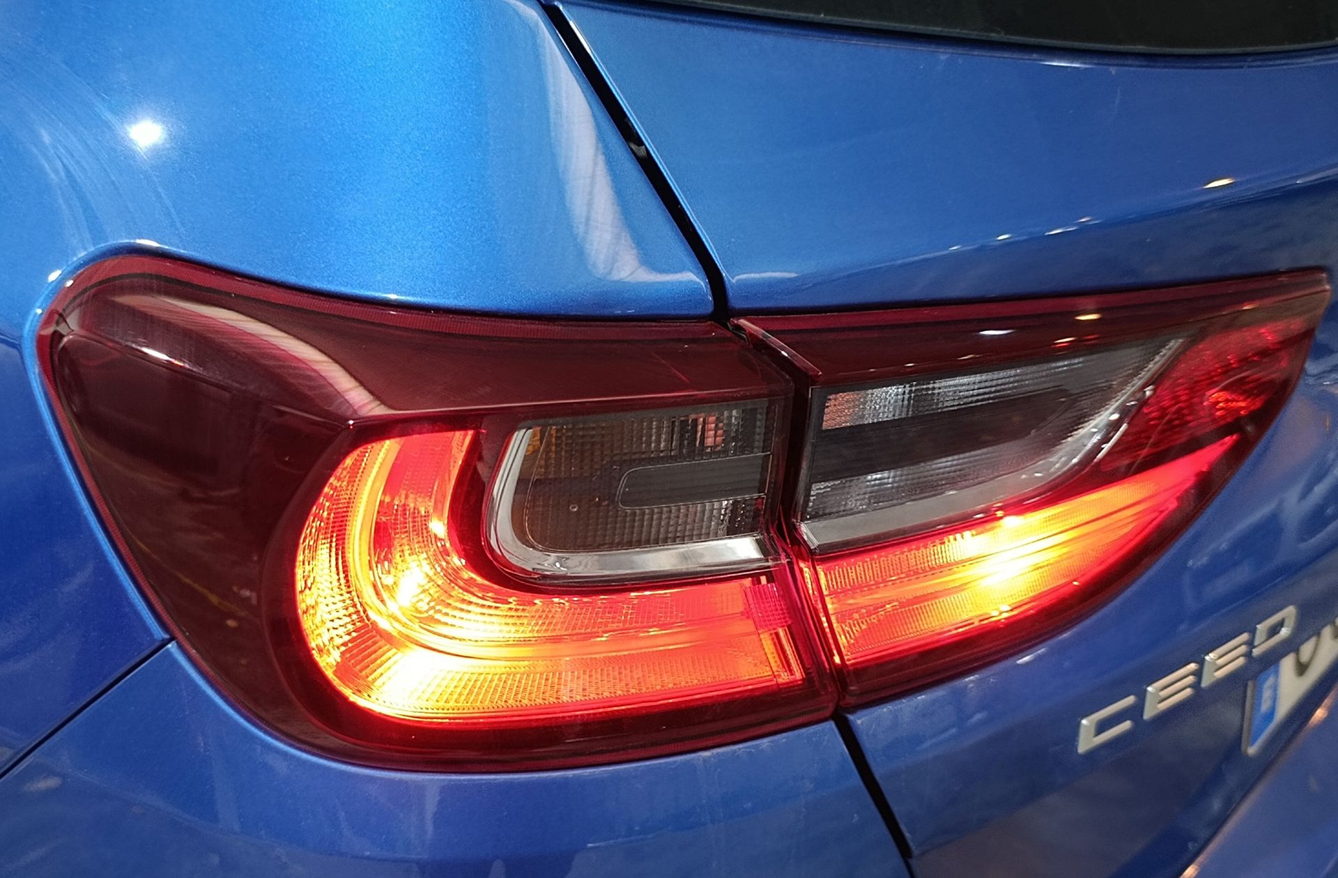 Kia Ceed 1.0 T-GDi Concept - foto 17