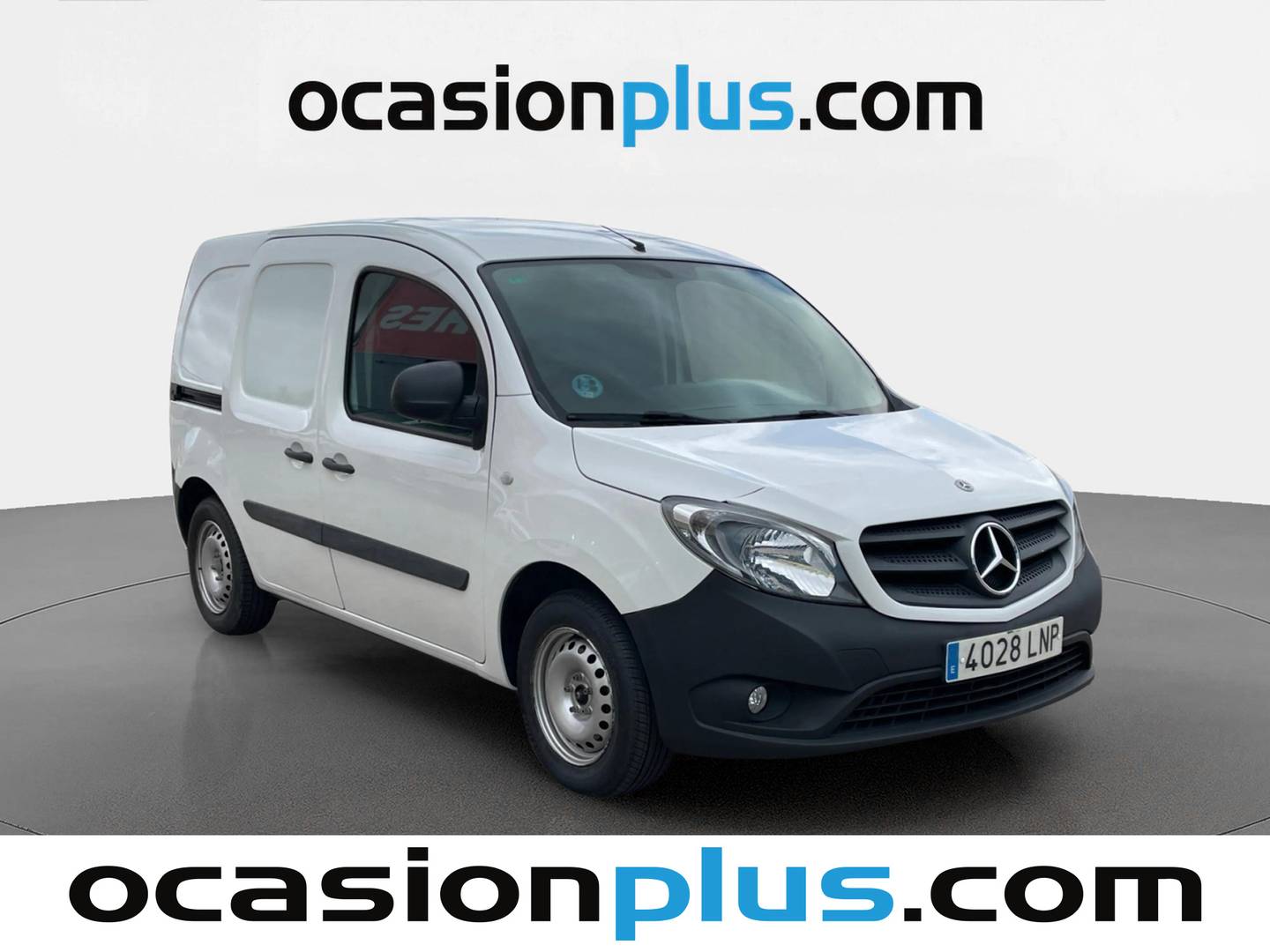 Foto delantera Mercedes Citan Mercedes-Benz Citan Furgon 109 CDI Largo (95 CV) derecha