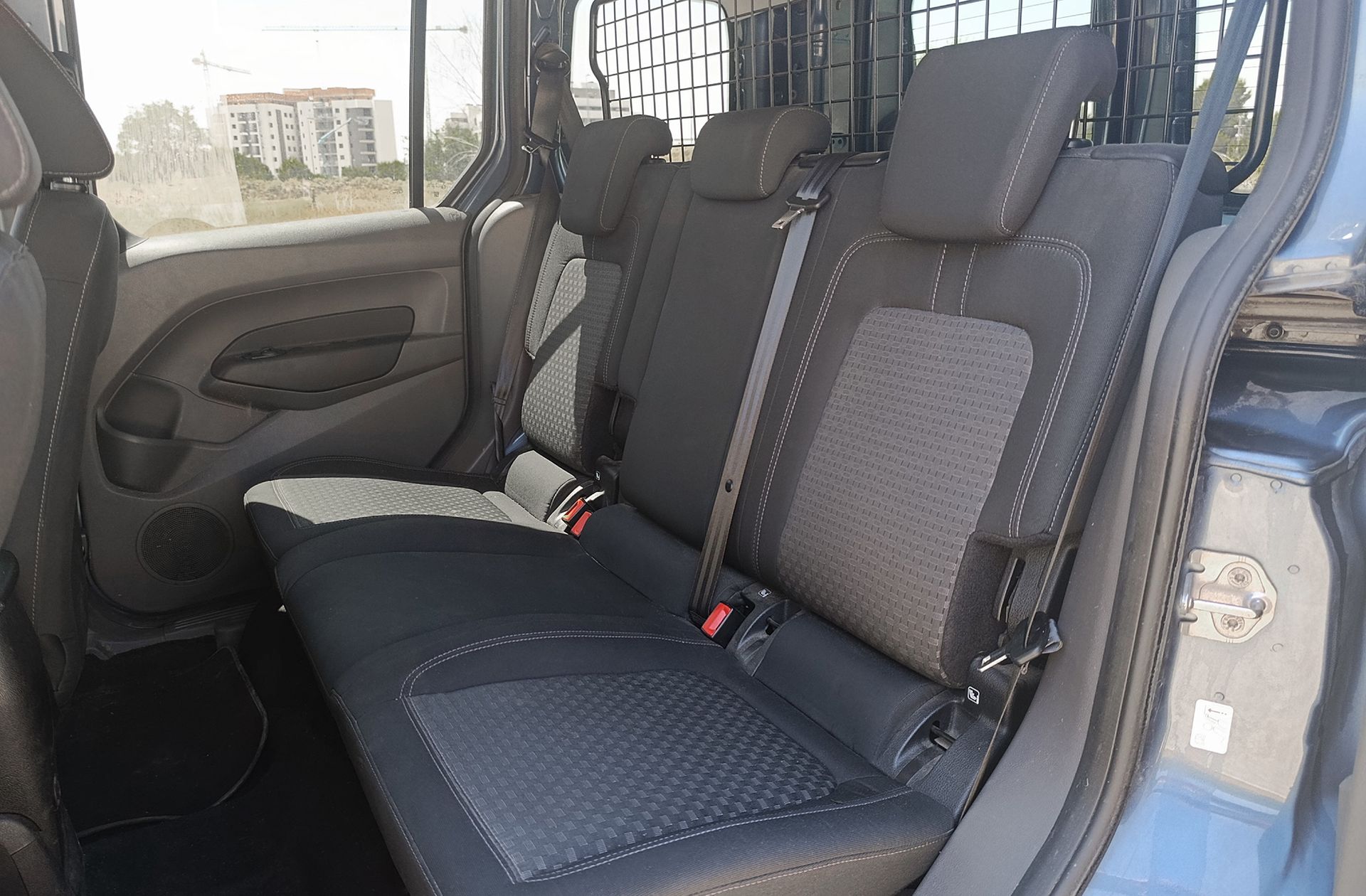 Ford Transit Connect Kombi 1.5 TDCi Trend 220 L1 - foto 11