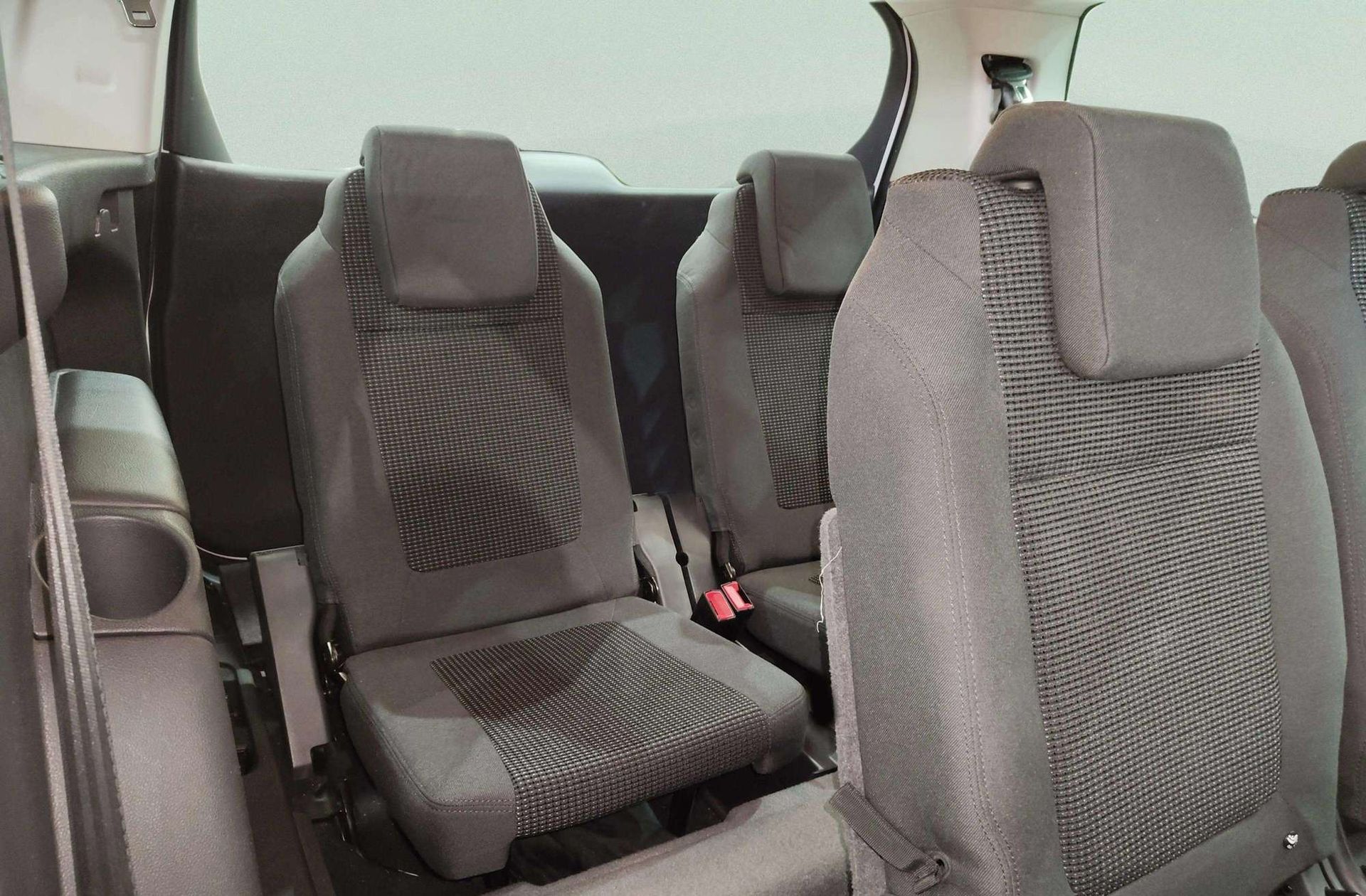 Peugeot 5008 Allure 1.2 PureTech 7 plazas - foto 18