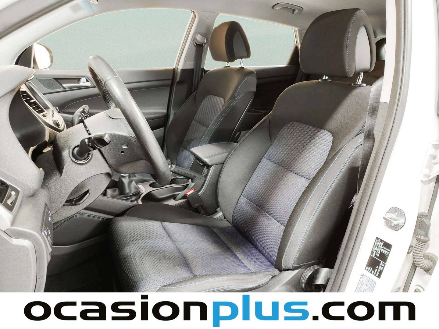 Foto asientos delanteros Hyundai Tucson Hyundai Tucson 1.6 GDI BlueDrive Tecno 4x2  (131 CV)