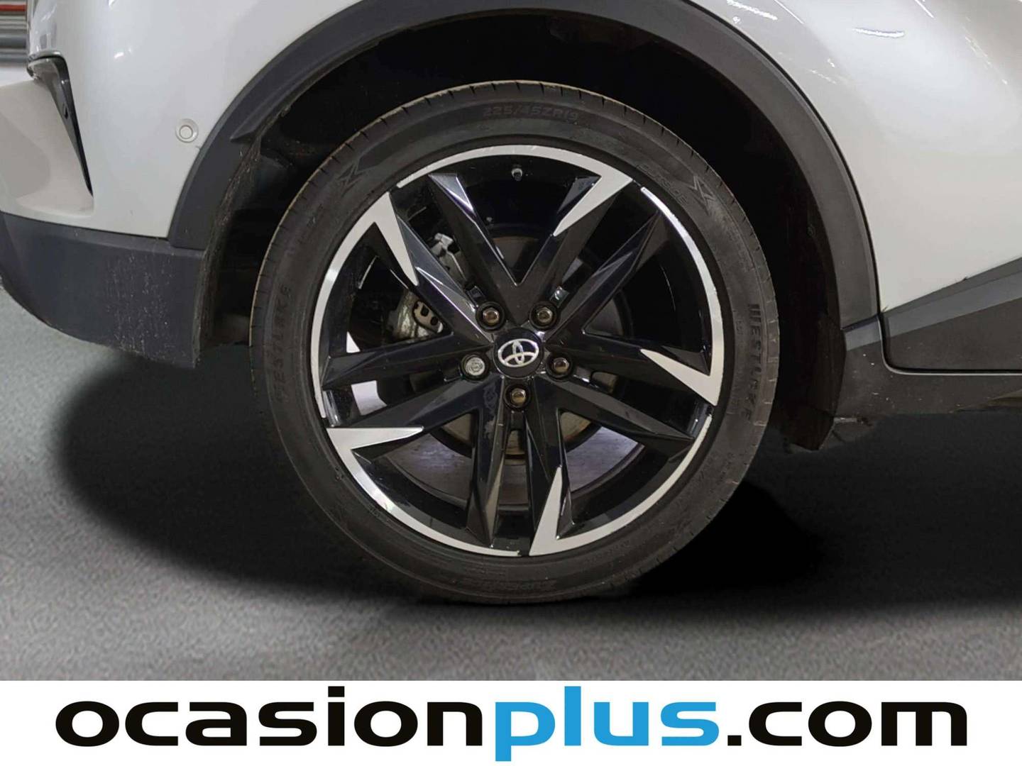 Foto Toyota C-HR Toyota C-HR 180H GR Sport (184 CV)