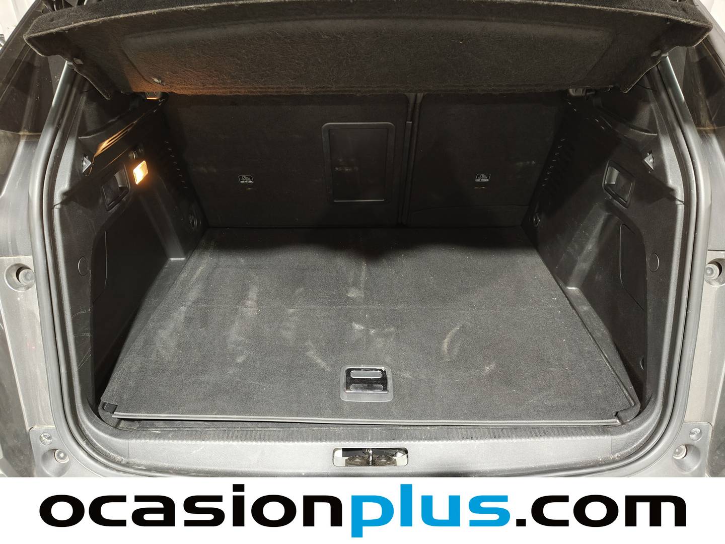 Foto Peugeot 3008 Hybrid Peugeot 3008 Hybrid 300 Allure Pack e-EAT8  (300 CV)