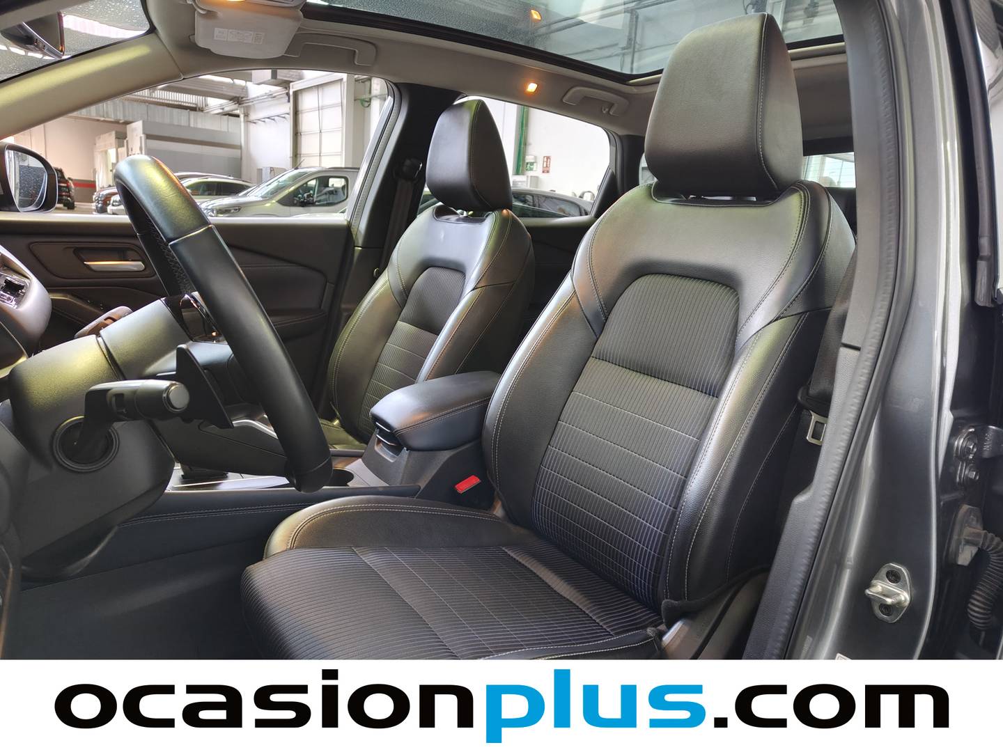 Foto Nissan QASHQAI Nissan Qashqai DIG-T 160 N-Connecta Xtronic (158 CV)