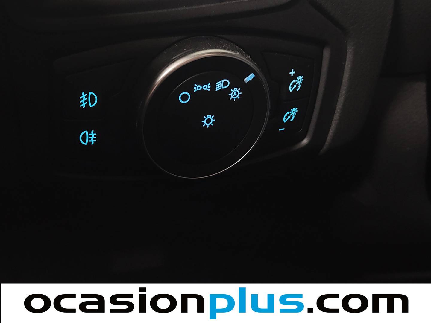 Ford Focus Ford Focus 1.5 Ecoboost ST-Line Black&Red (182 CV) de segunda mano