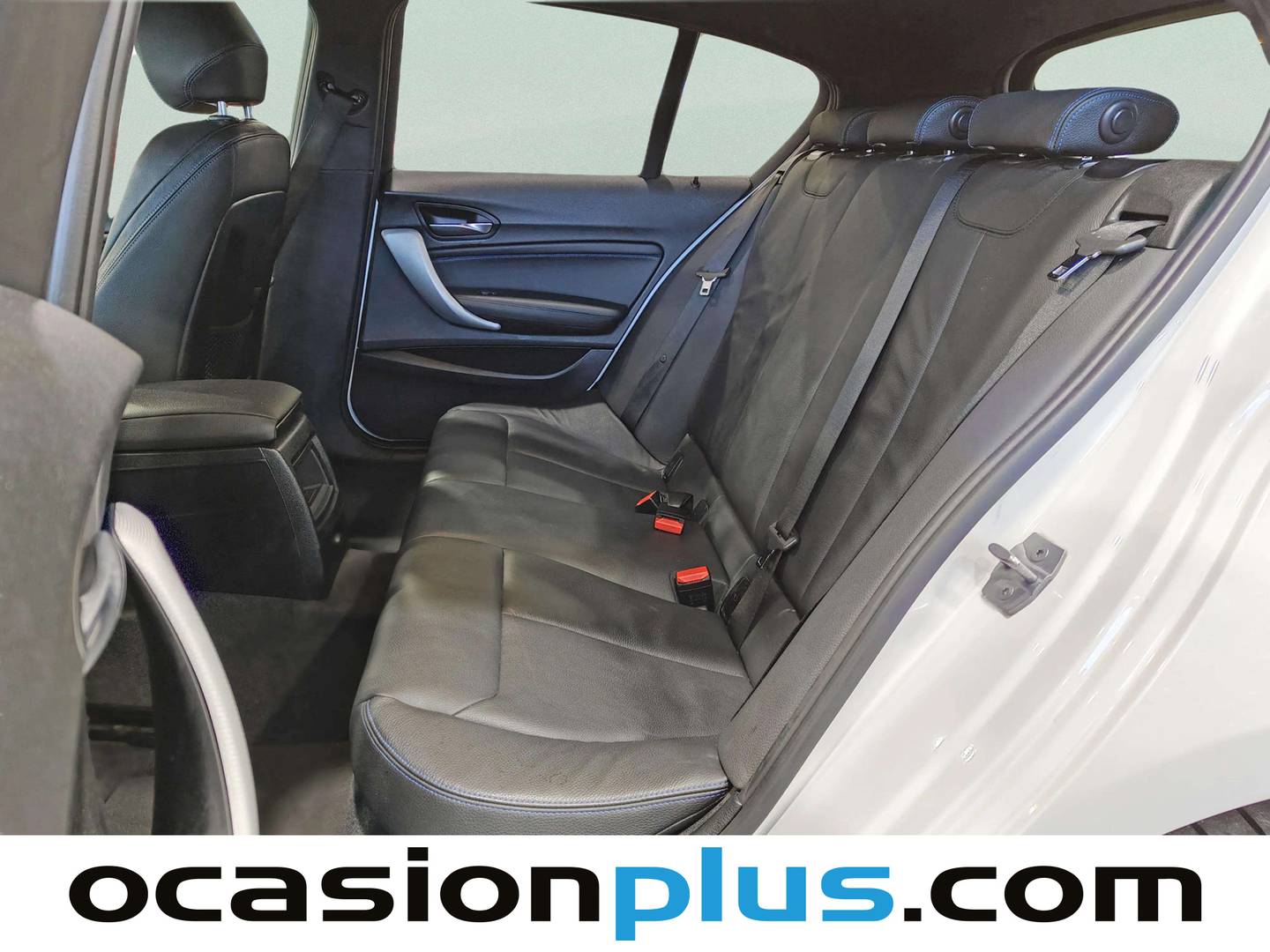 Foto asientos traseros BMW Serie 1 BMW Serie 1 118i (136 CV) Pack M