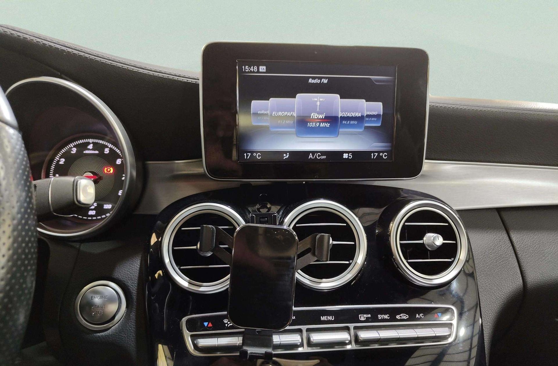 Mercedes-Benz Clase C Coupe 200 AMG Line - foto 30