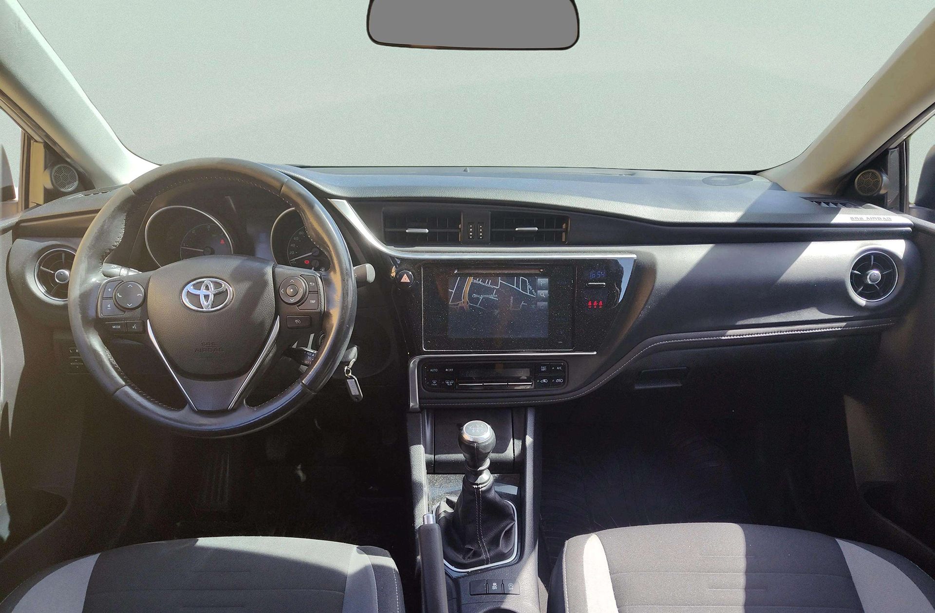 Toyota Auris 115D Touring Sports Active - foto 6