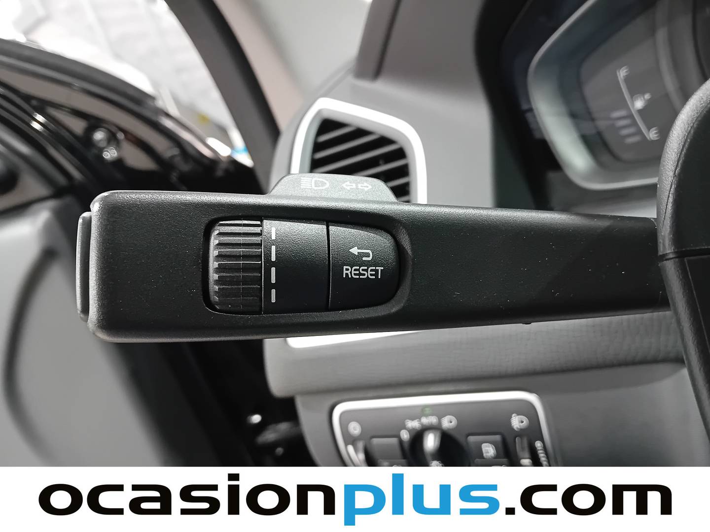 Foto Volvo XC60 Volvo XC60 D4 Momentum (190 CV)