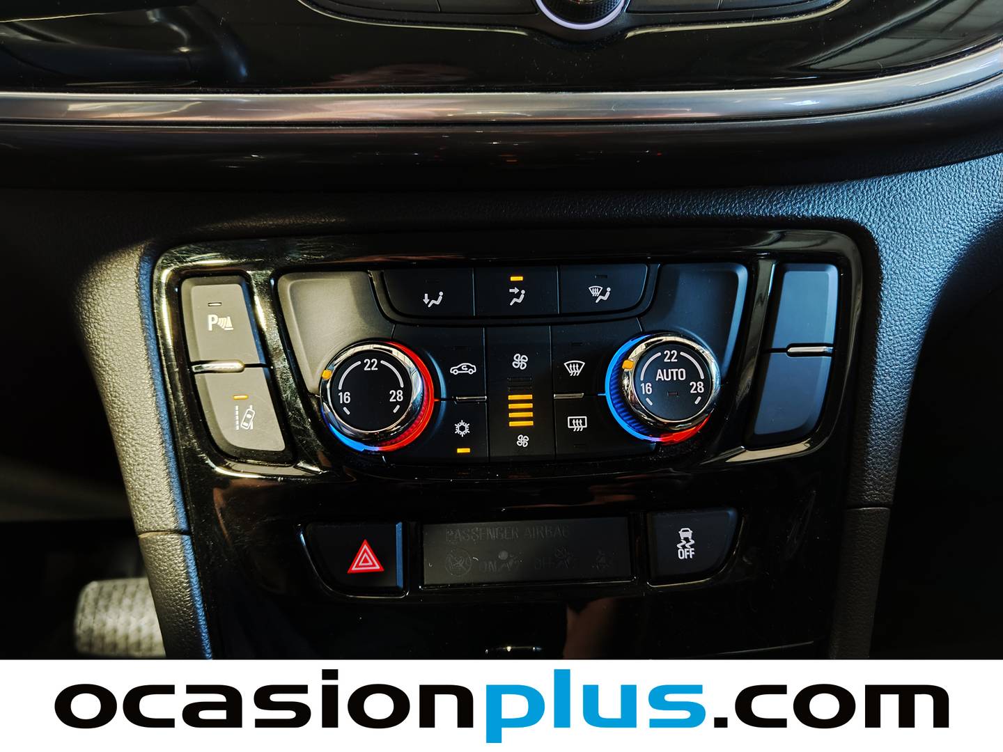 Equipamiento del Opel Mokka X Opel Mokka X 1.4 Turbo Innovation 4X2 Auto (140 CV)