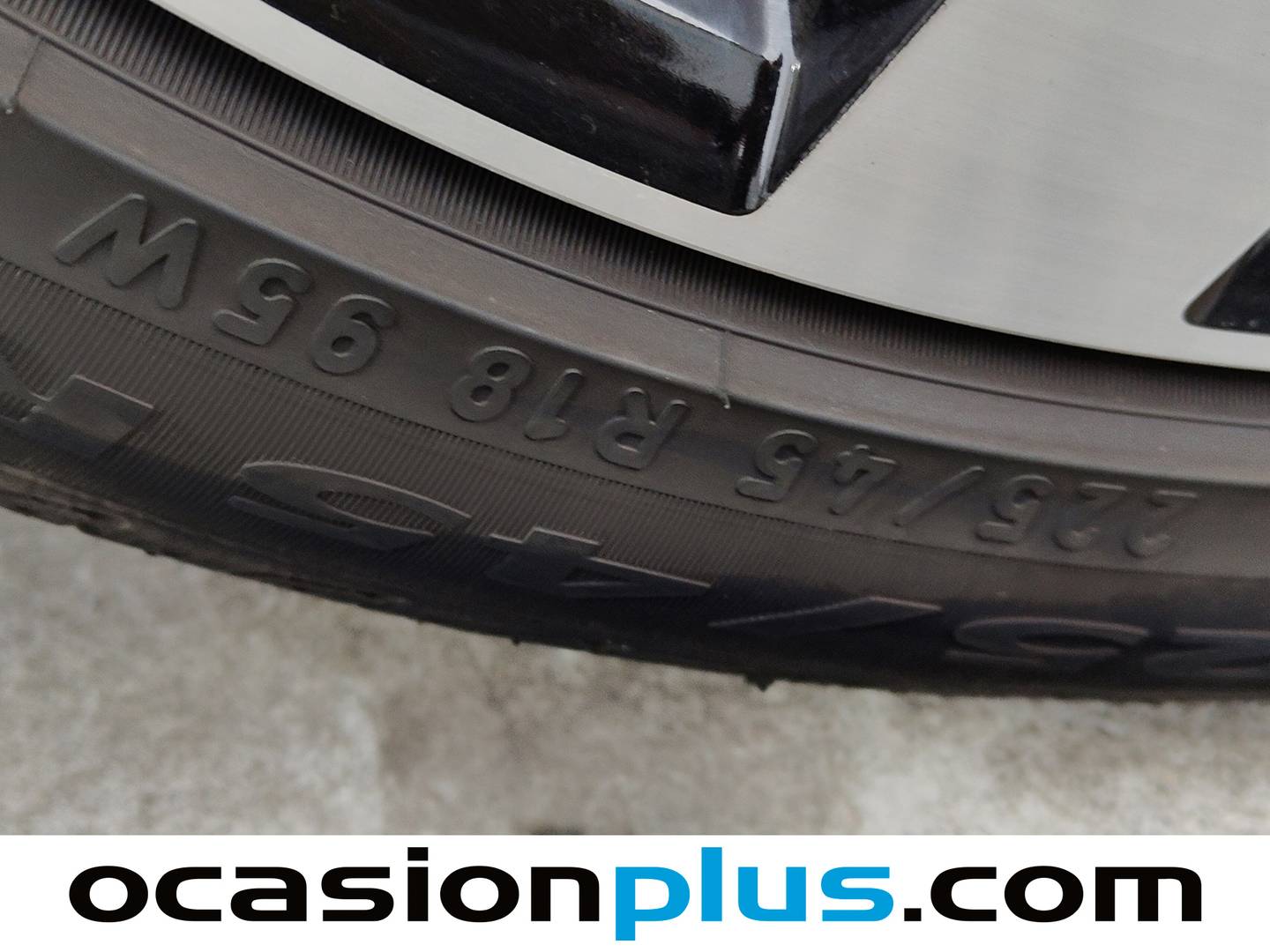 Volkswagen Touran Volkswagen Touran Sport 1.8 TSI (180 CV) DSG 7 Plazas Pack R-Line barato