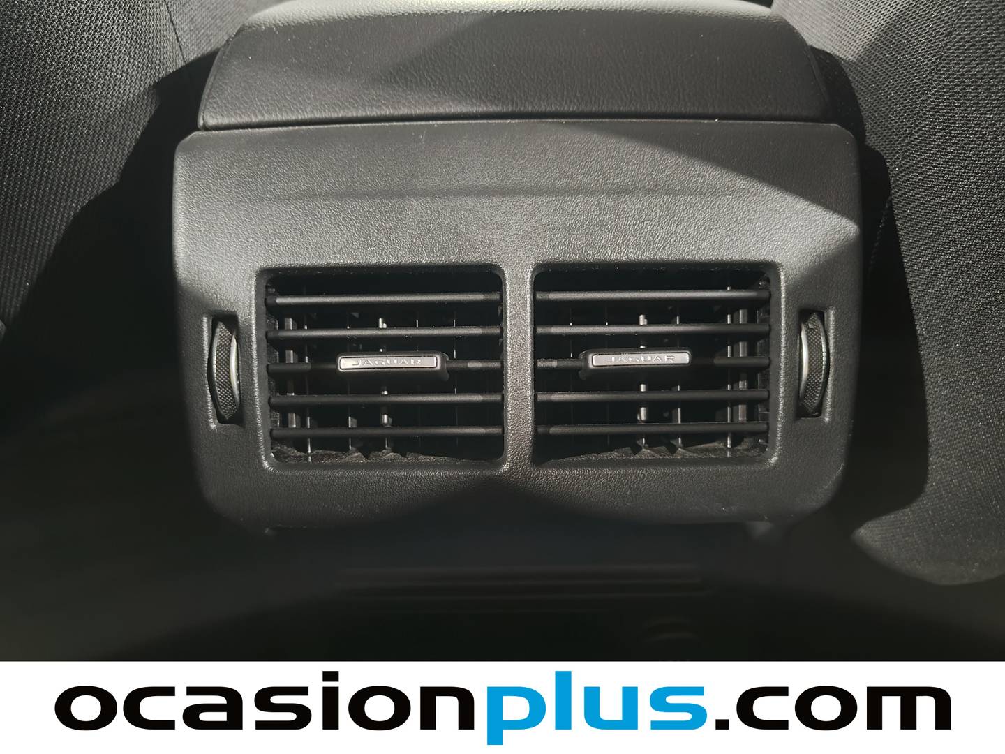 Foto Jaguar XE Jaguar XE 2.0 Diesel XE-Pure RWD (180 CV)