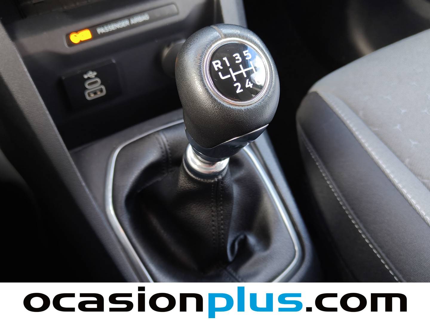 Foto Ford Tourneo Courier Ford Tourneo Courier 1.0 EcoBoost Titanium (125 CV)